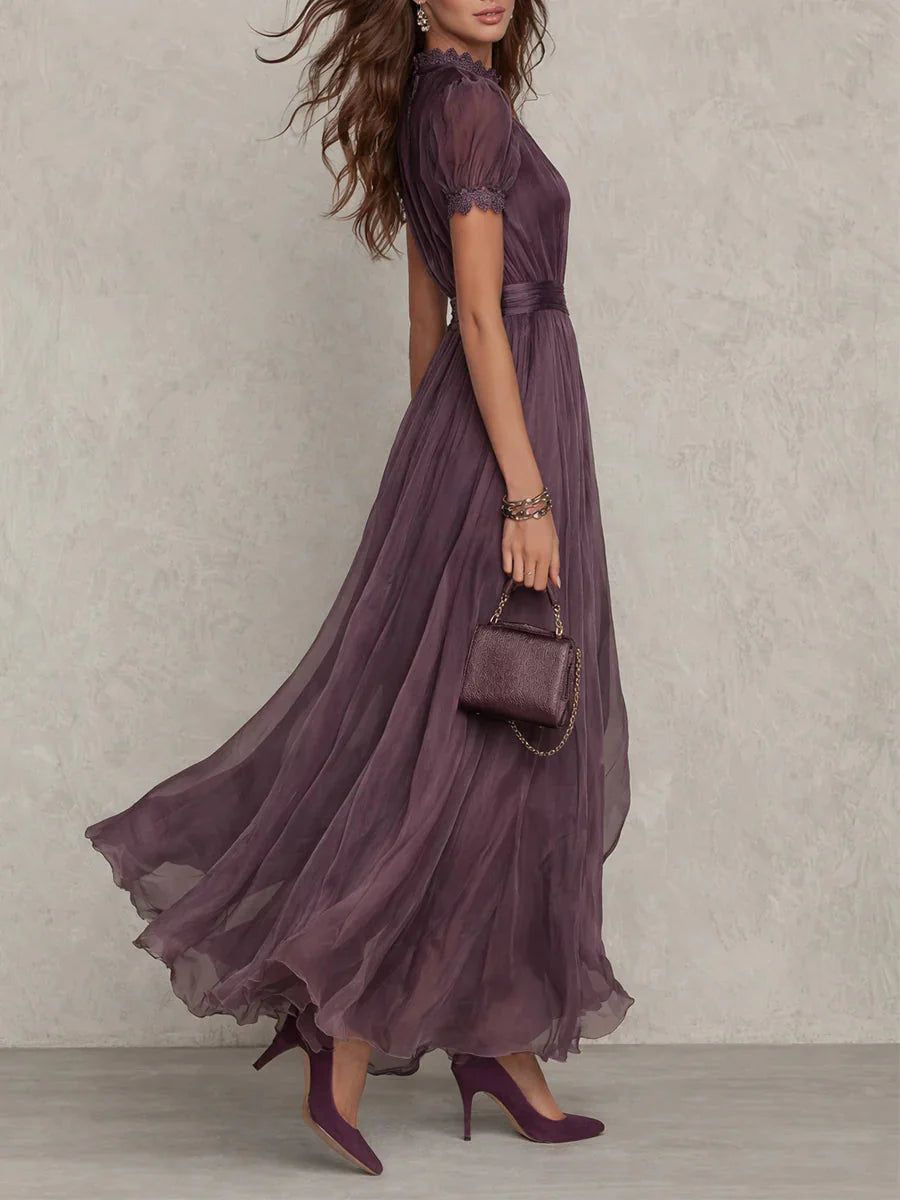 Abito Lungo Viola con Pizzo e Scollo a Goccia