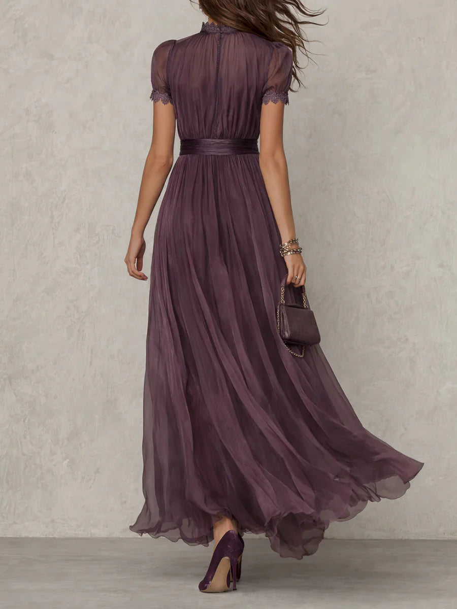 Abito Lungo Viola con Pizzo e Scollo a Goccia